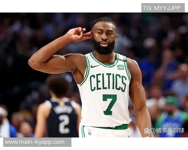 末节狂砍14分杰伦布朗展现关键球员风范马祖拉称赞其攻防全力以赴