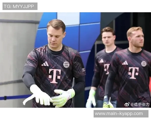法尔克透露拜仁为门将佩雷茨寻求新租借球队南安普顿表现出浓厚兴趣
