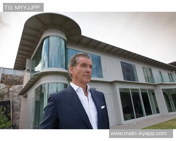 皮尔斯谈少妇与少男情感关系女主持表态不偏好年轻男性