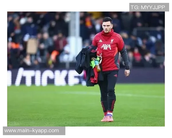 利物浦宣布终止罗伯逊转会热刺交易引发热议 利物浦宣布终止罗伯逊转会热刺交易引发热议