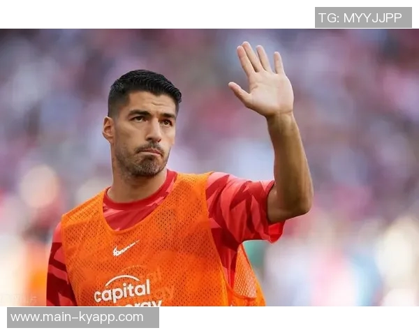 苏亚雷斯职业生涯争议回顾：咬人禁赛三次与歧视行为引发的风波